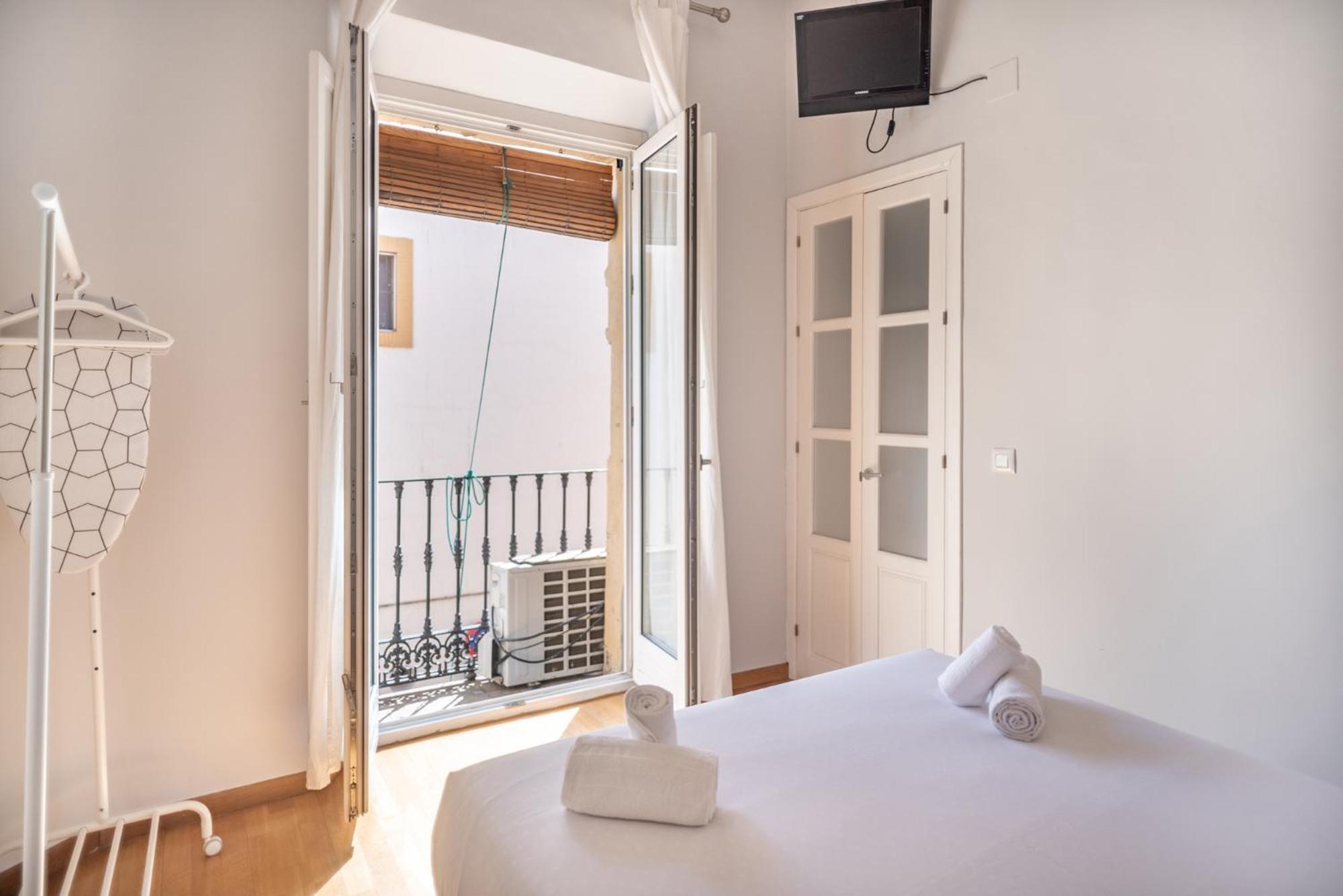 Apartamento Beautiful And Bright- 1Bd 1Bth- Center Sevilla Exterior foto