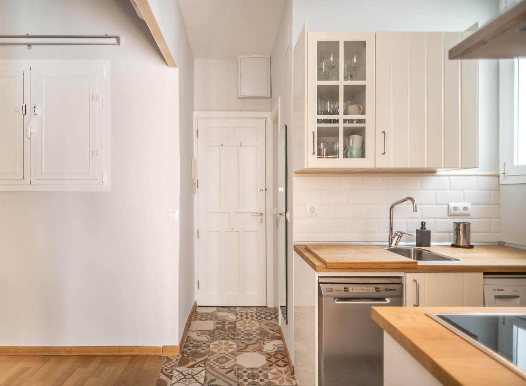 Apartamento Beautiful And Bright- 1Bd 1Bth- Center Sevilla Exterior foto